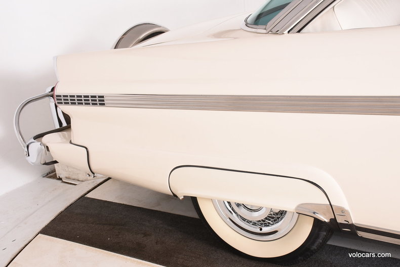 1956 Ford Fairlane