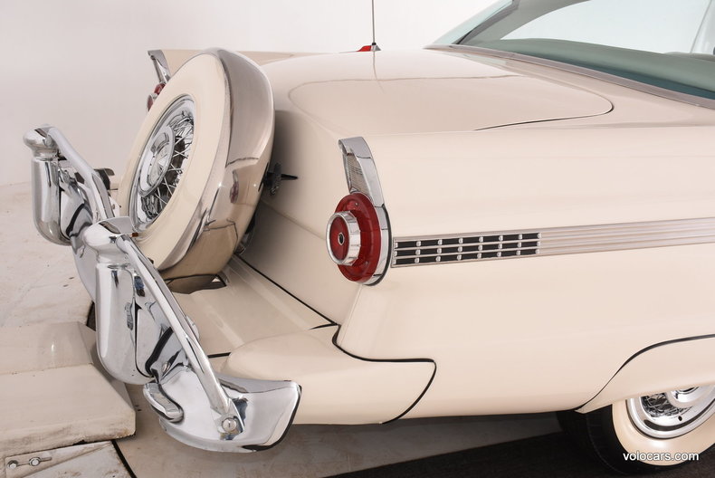 1956 Ford Fairlane