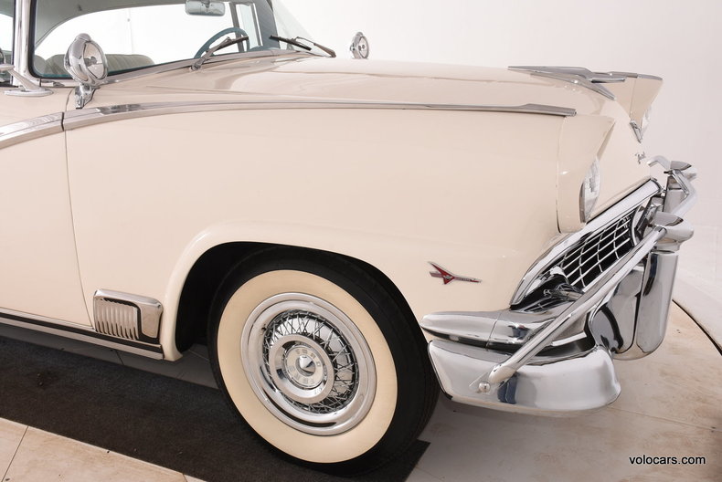 1956 Ford Fairlane