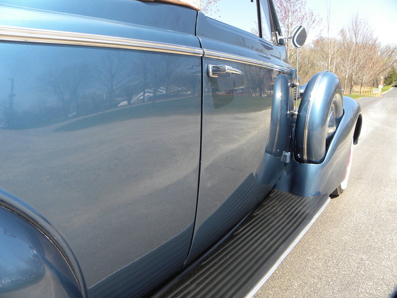 1937 Buick Model 46C