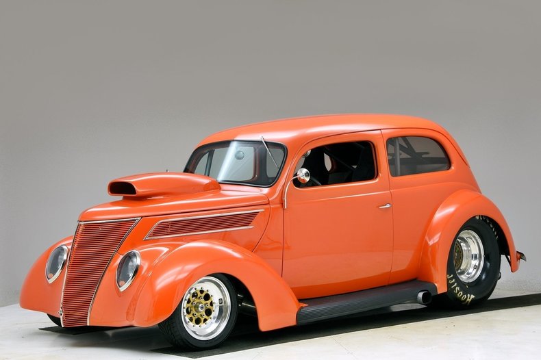 1937 Ford Slantback