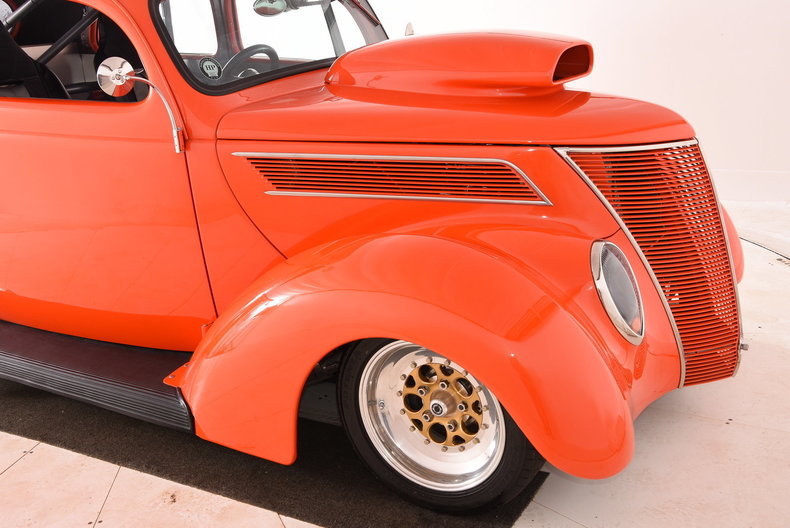 1937 Ford Slantback