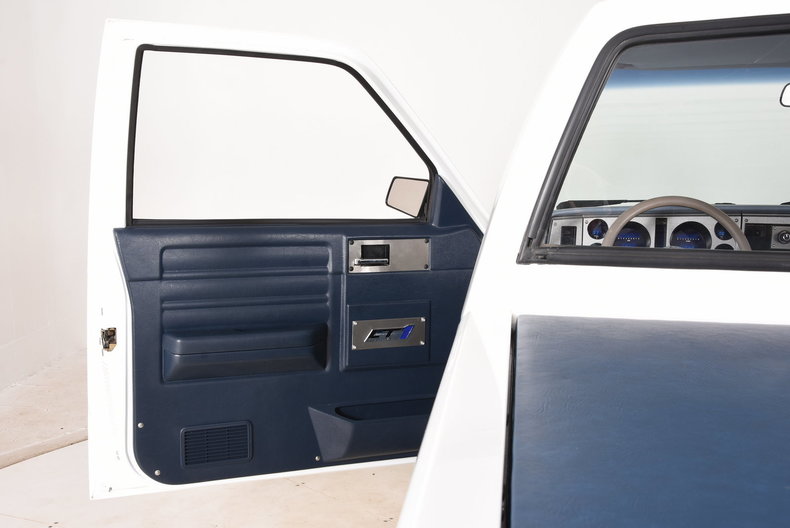 1983 GMC S15