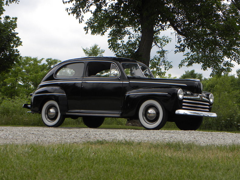 1946 Ford Super Deluxe | Volo Auto Museum