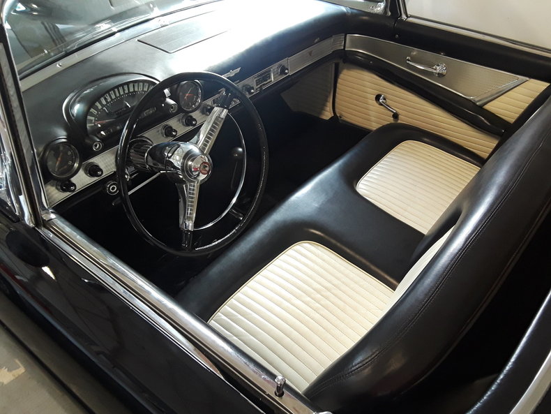 1955 Ford Thunderbird