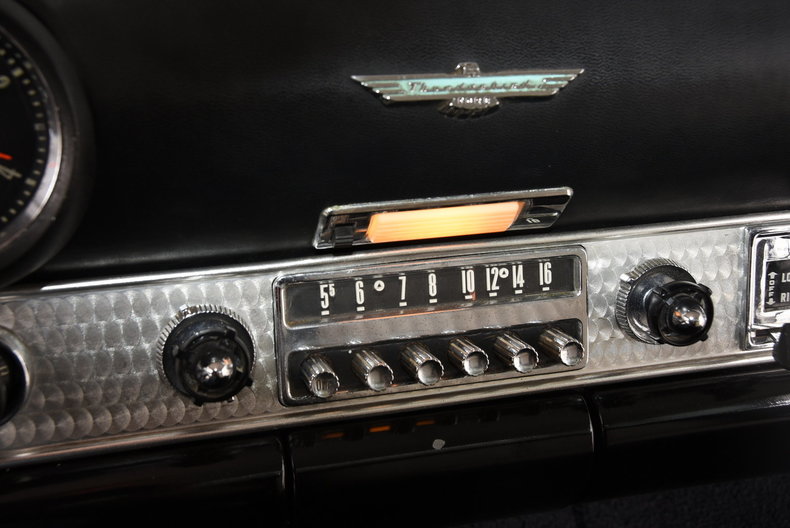 1955 Ford Thunderbird