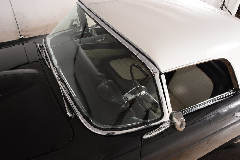 1955 Ford Thunderbird