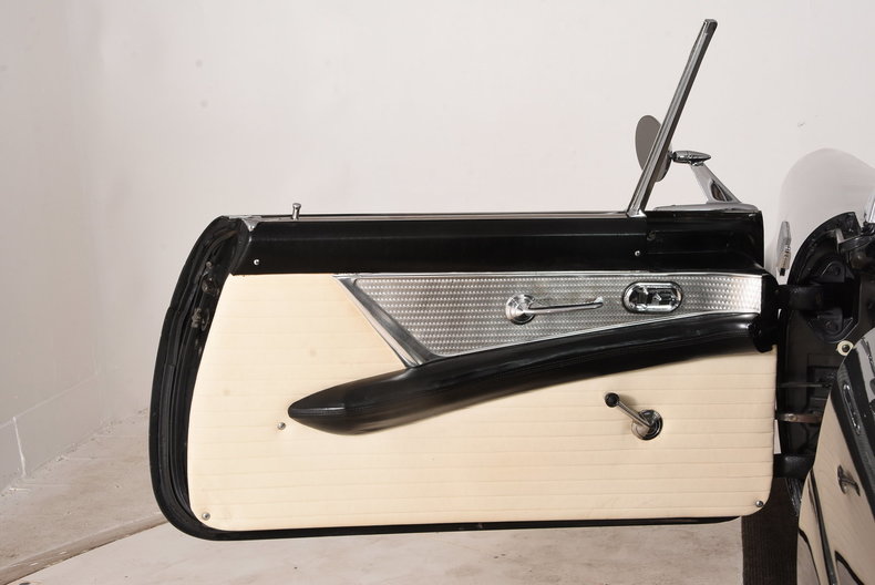 1955 Ford Thunderbird