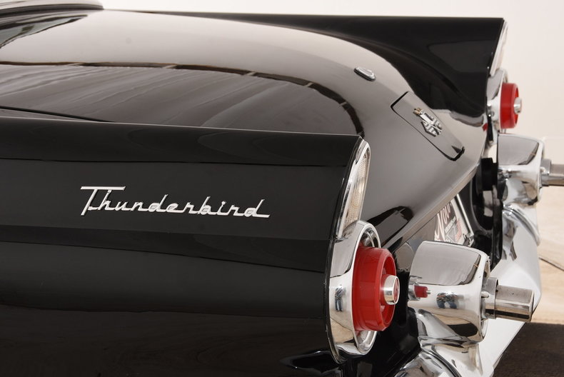1955 Ford Thunderbird