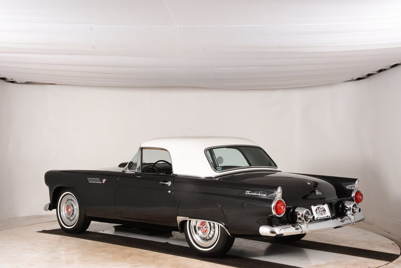 1955 Ford Thunderbird