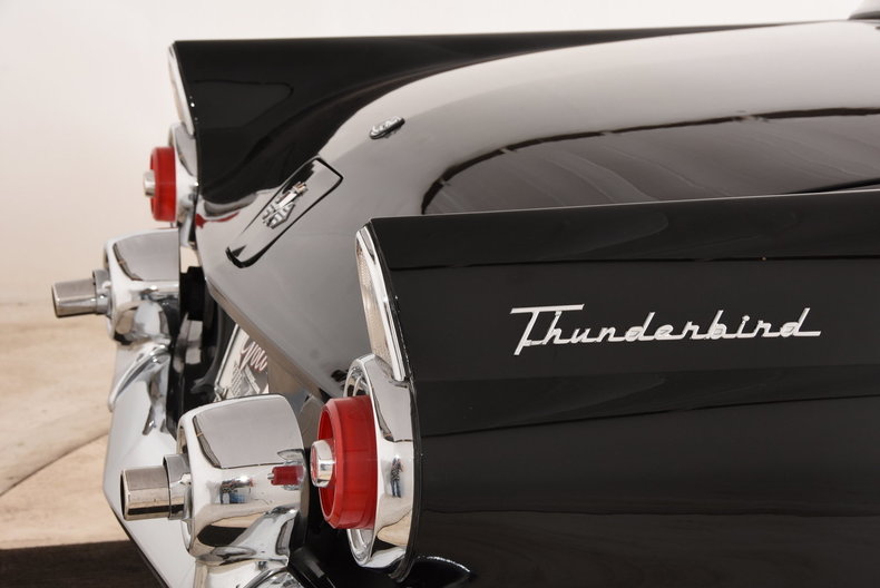1955 Ford Thunderbird