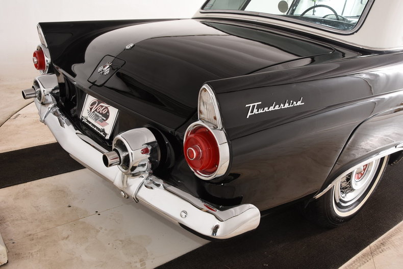 1955 Ford Thunderbird