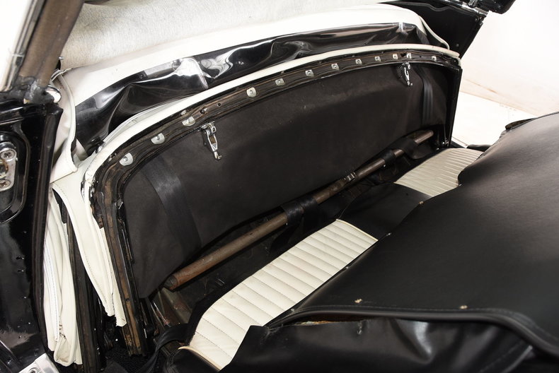 1955 Ford Thunderbird
