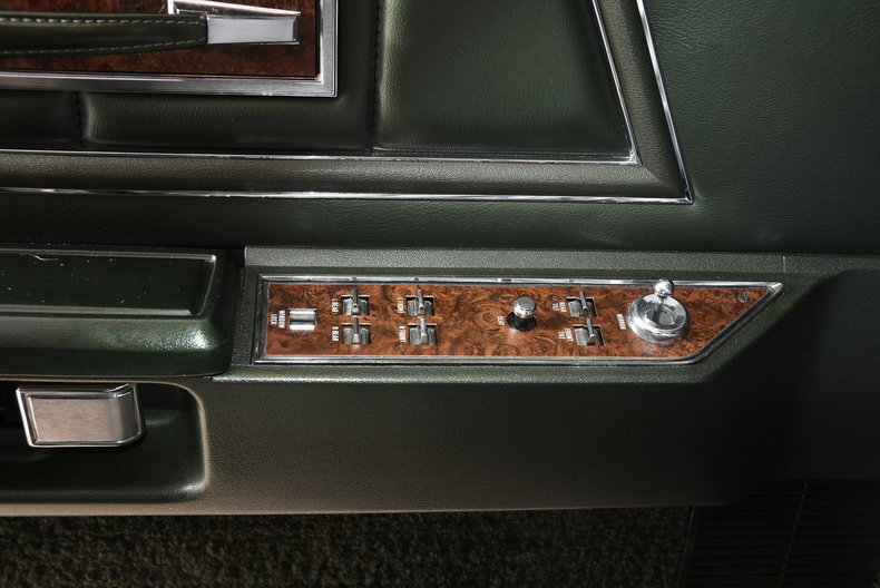 1972 Lincoln Mark IV