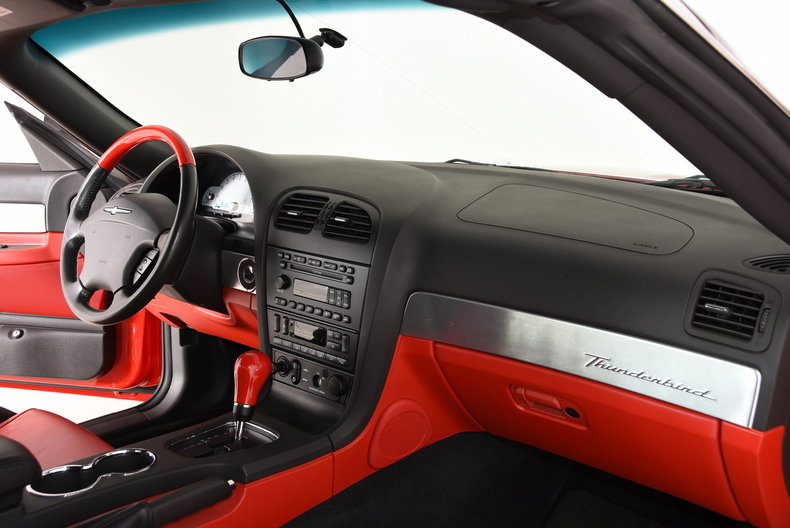 2002 Ford Thunderbird