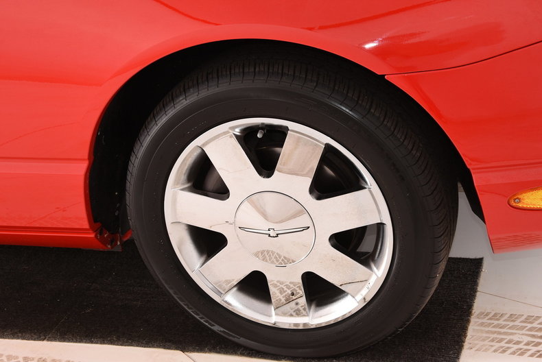 2002 Ford Thunderbird