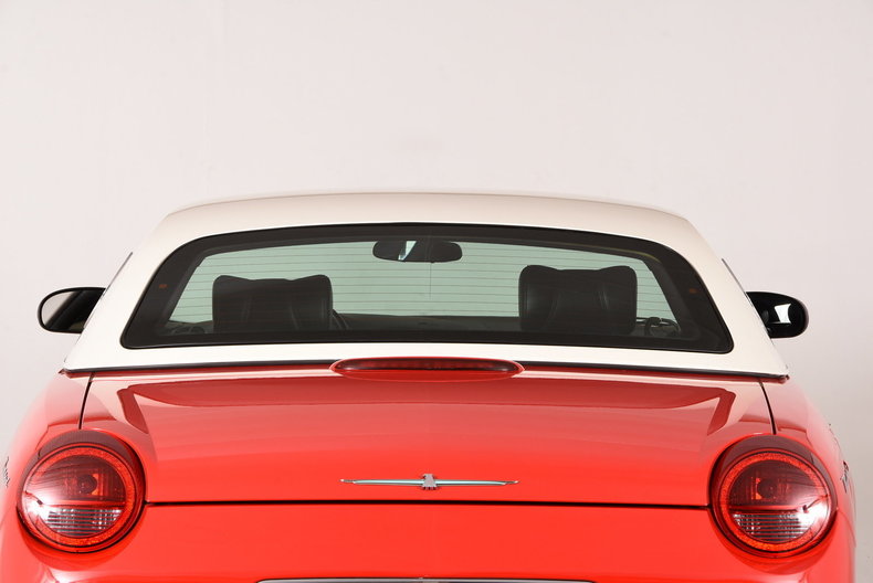 2002 Ford Thunderbird