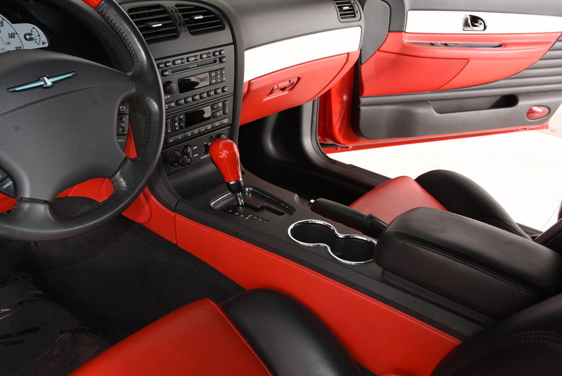 2002 Ford Thunderbird