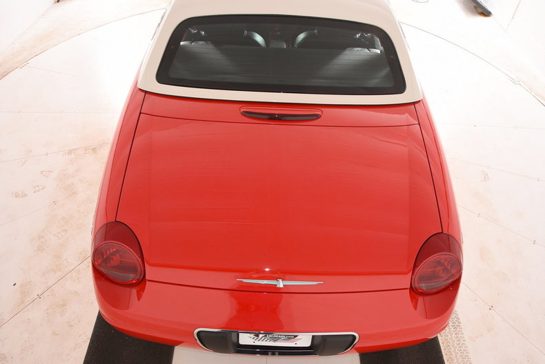 2002 Ford Thunderbird