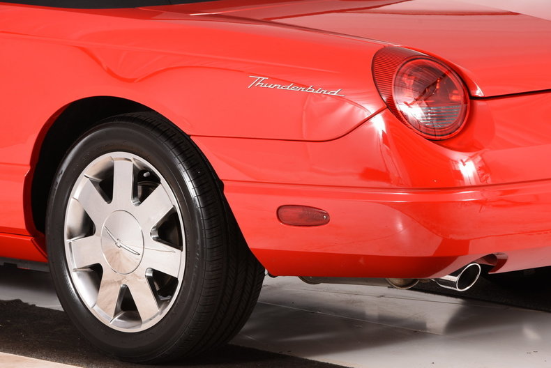 2002 Ford Thunderbird