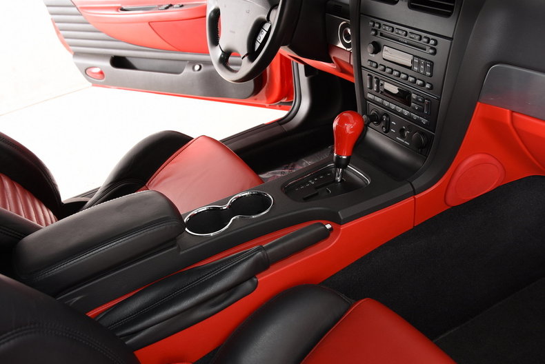 2002 Ford Thunderbird