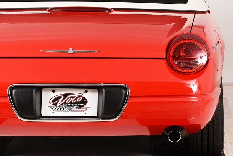 2002 Ford Thunderbird